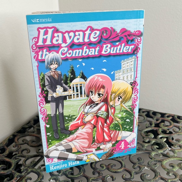 📘 3 for $20 Manga DEAL! 📘 Viz Media “ Hayate the Combat Butler “ 4 Manga - Picture 1 of 2